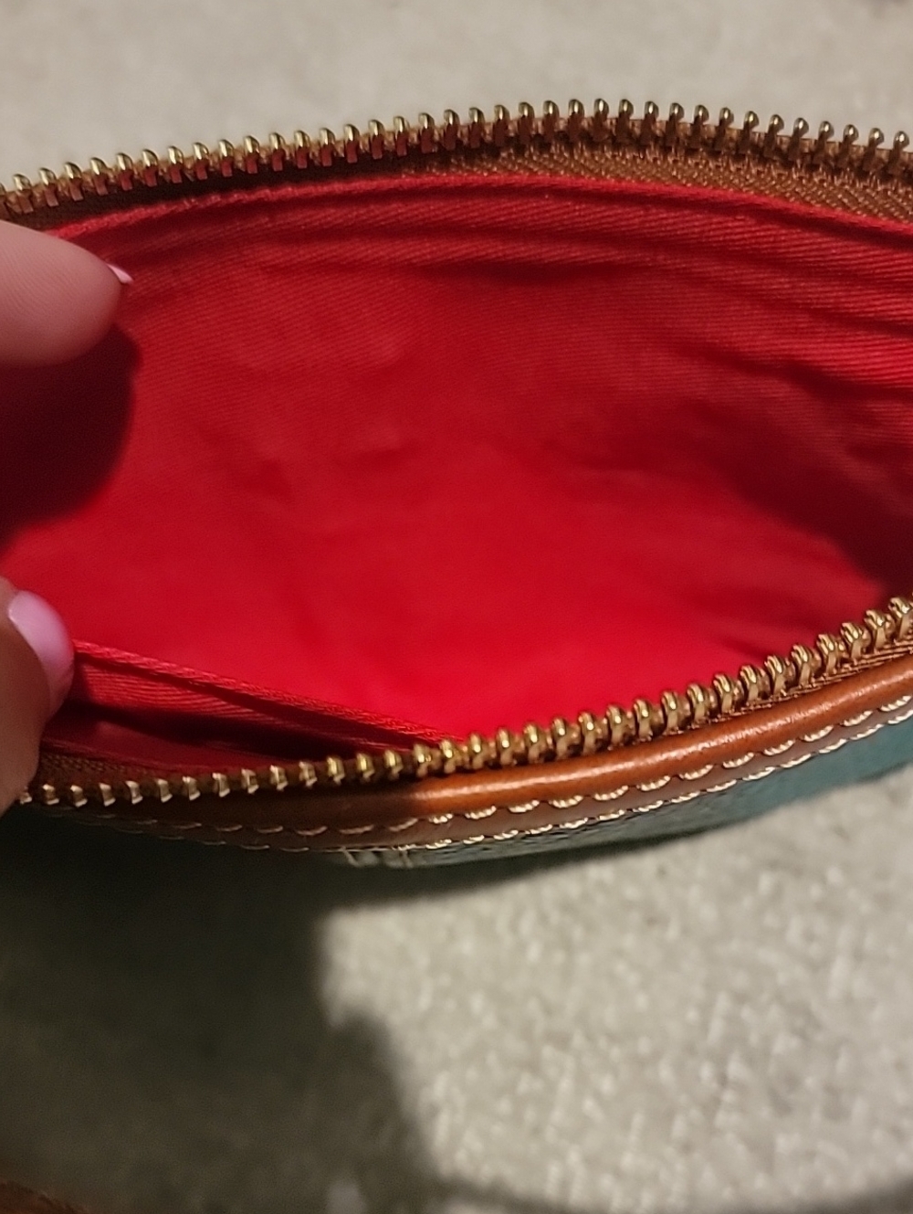 Dooney & Bourke Teal Pebbled Leather Wristlet with Brown Trim ~ New With Tags - Picture 14 of 16